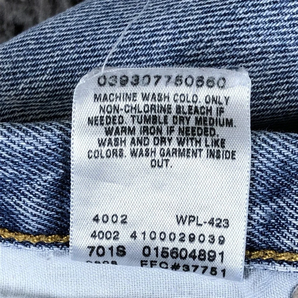 Levis 560 Jeans Mens 38x33 Blue Relaxed Fit Tapered Denim Light Wash Casual